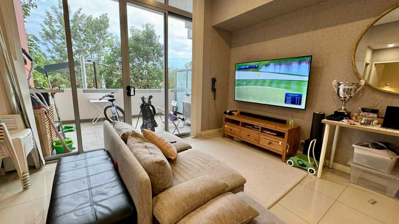 Furnished room with ensuite in a flatshare