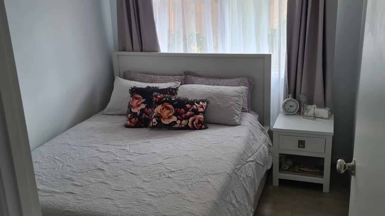 Furnished room with own bathroom