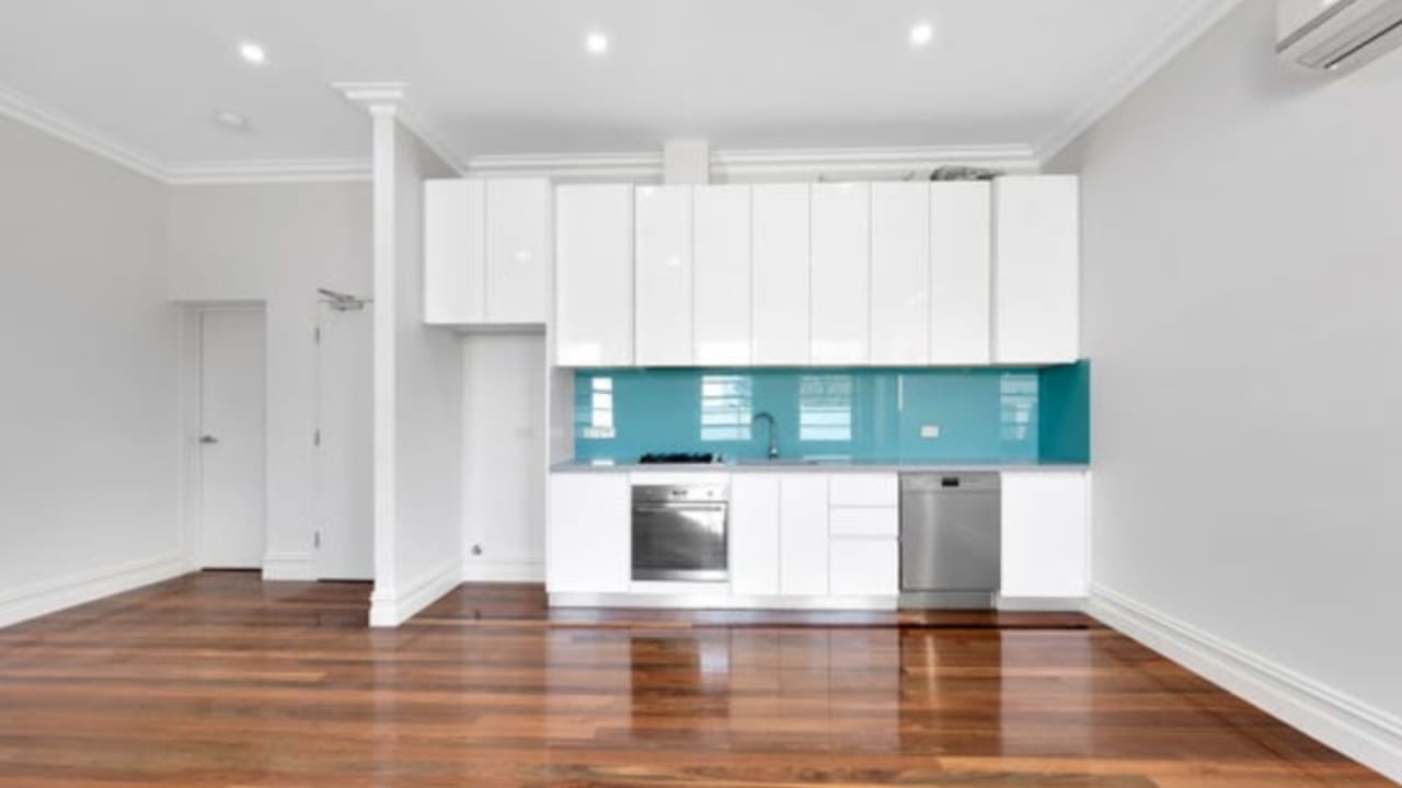 Unfurnished room in a flatshare