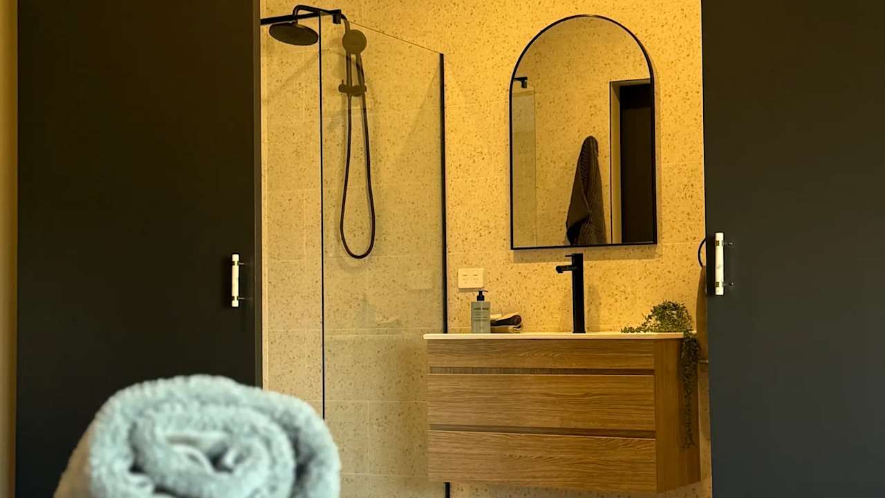 Furnished room with ensuite in a share house