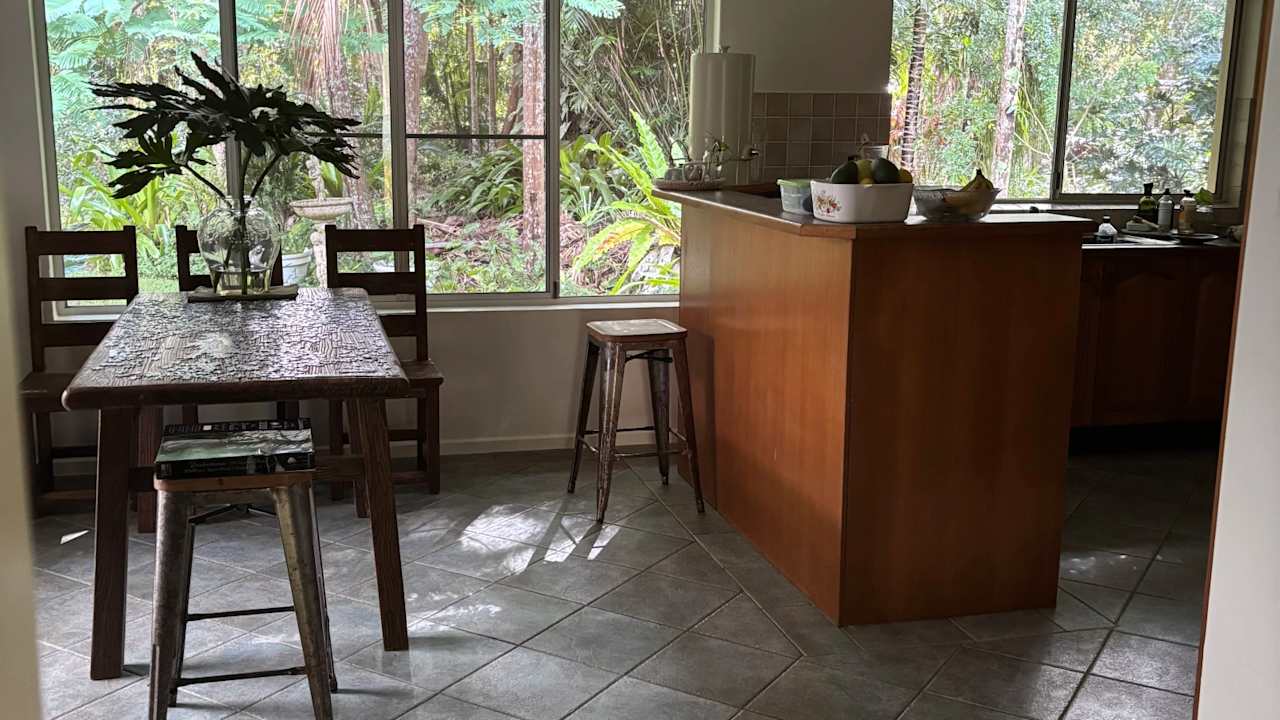 Unfurnished room in a share house