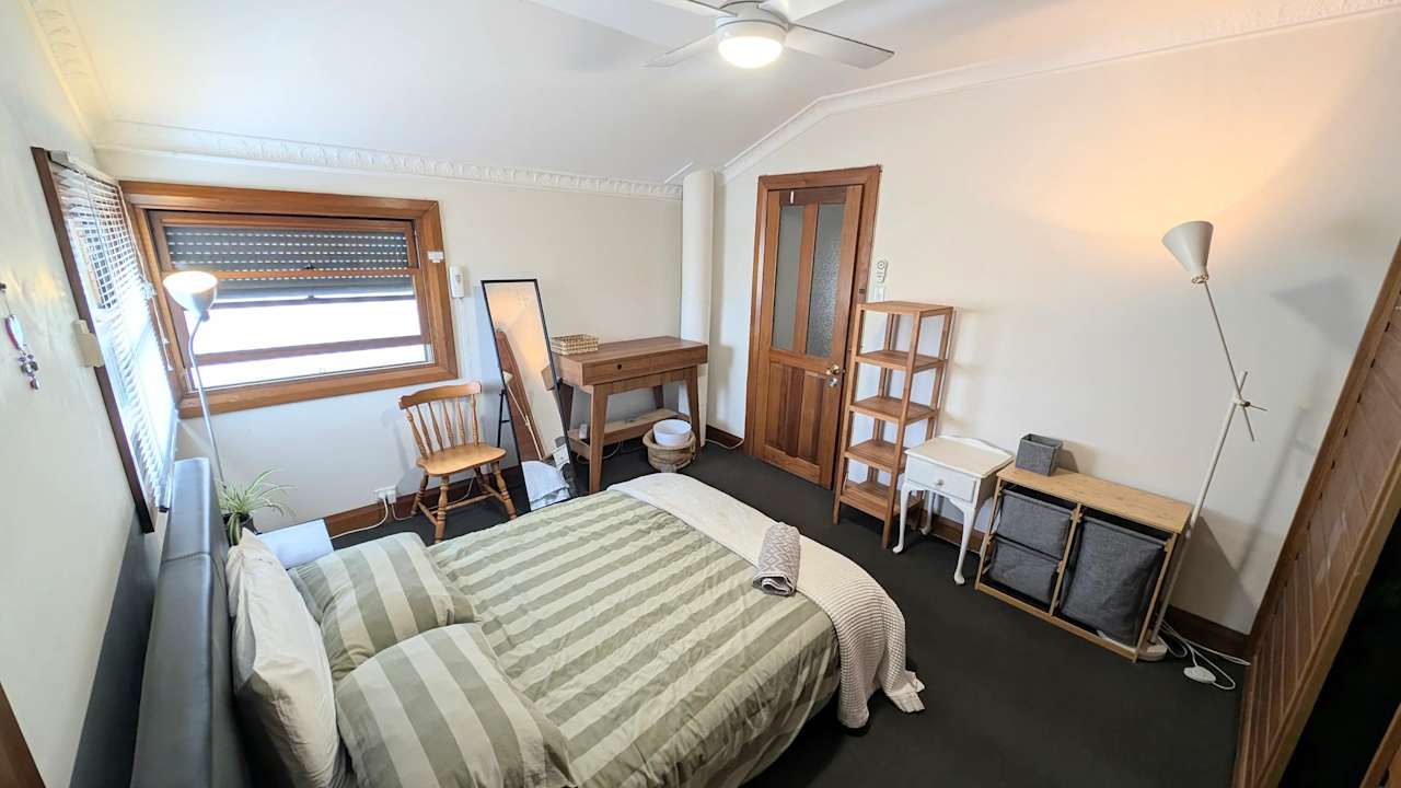 Furnished room in a share house