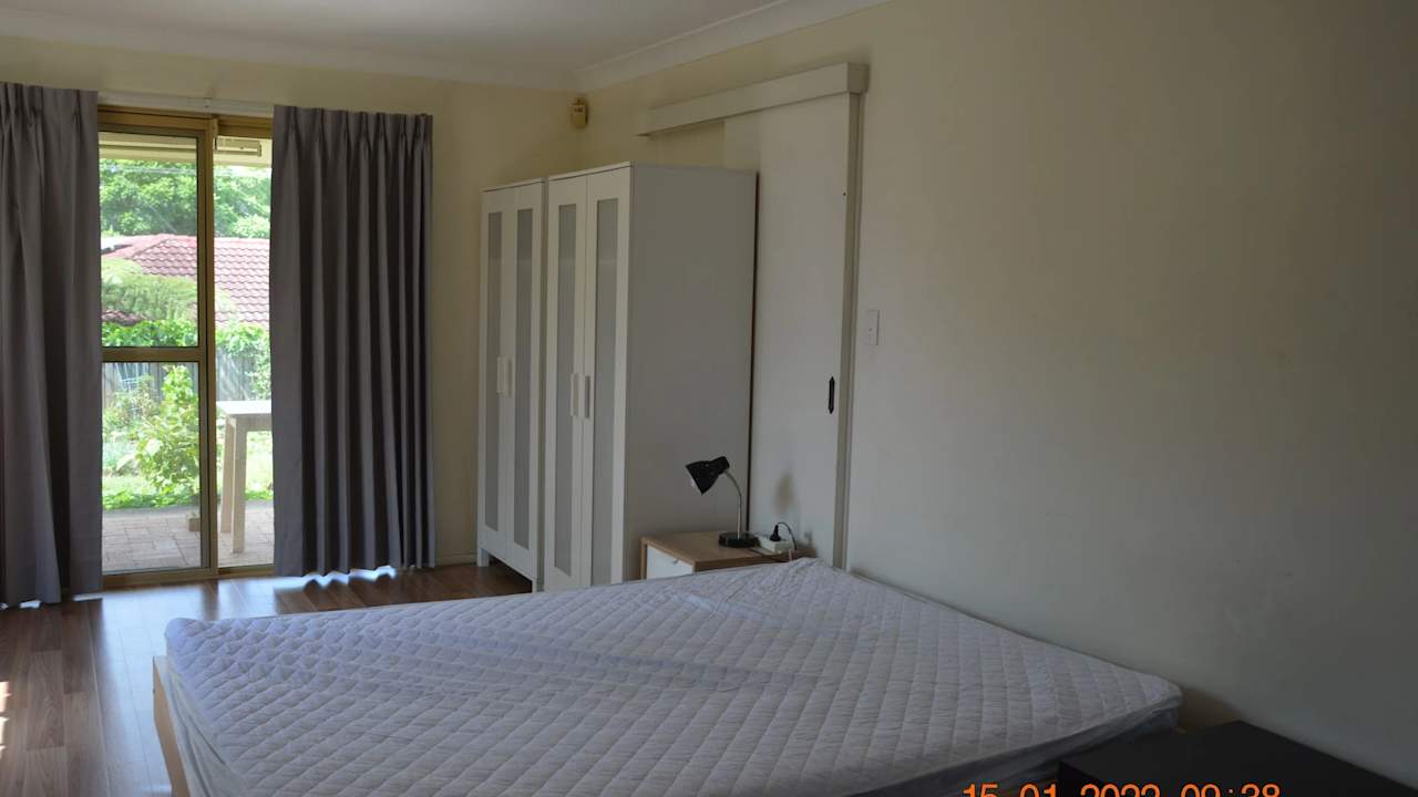 Furnished room in a share house