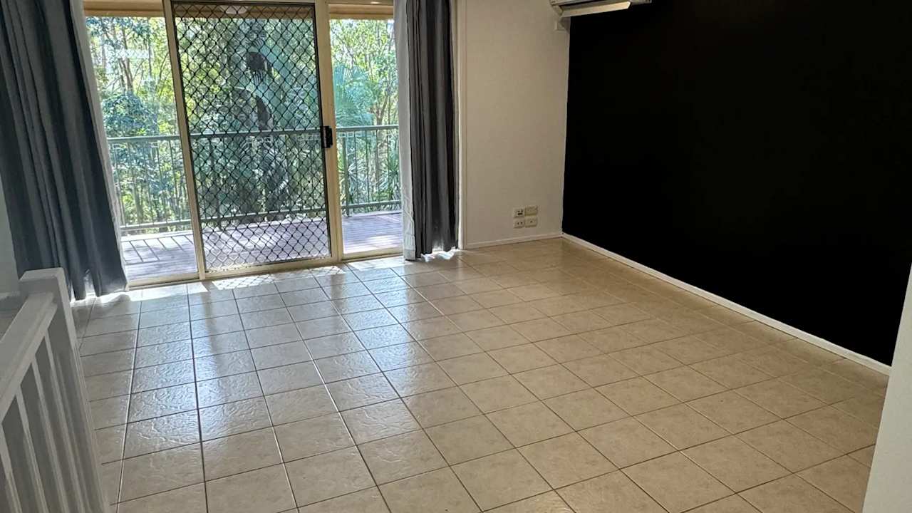 Whole property with 3 rooms for rent