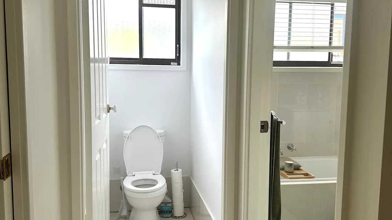 Unfurnished room in a share house