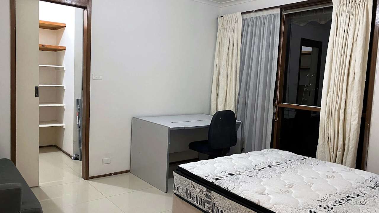 Furnished room with own bathroom