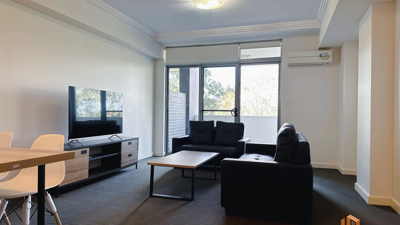 Furnished room with own bathroom