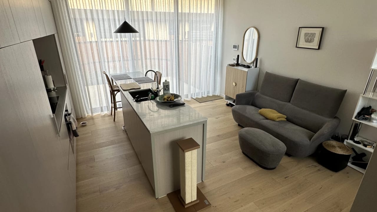 Furnished room with own bathroom