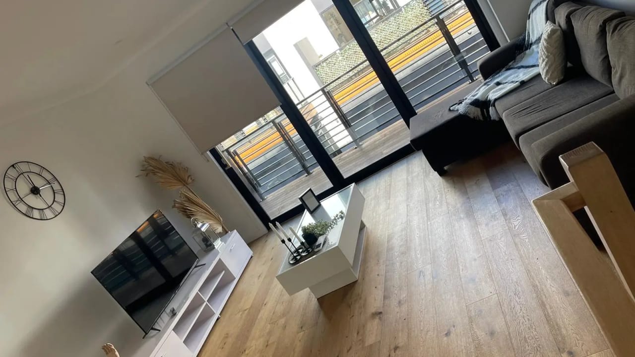 Furnished room with own bathroom