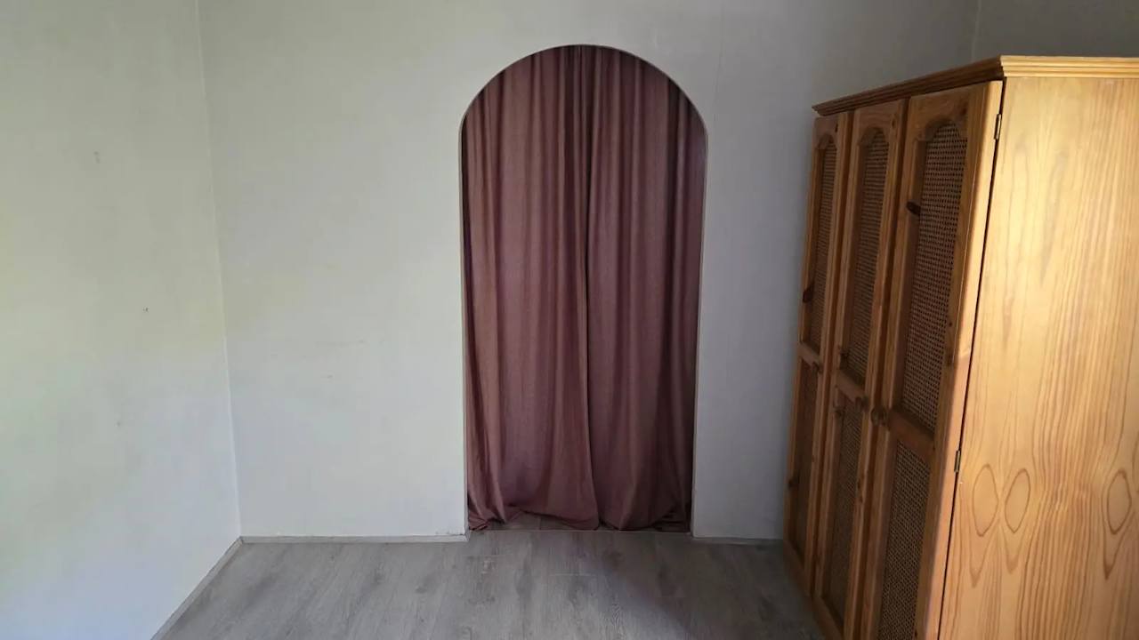 Unfurnished room with ensuite in a share house