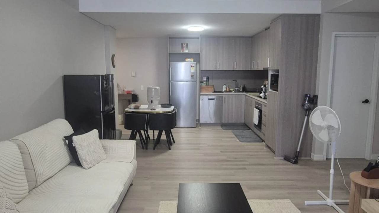 Furnished room with own bathroom