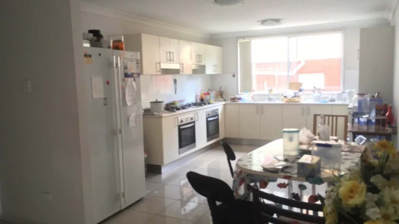 Unfurnished room in a share house