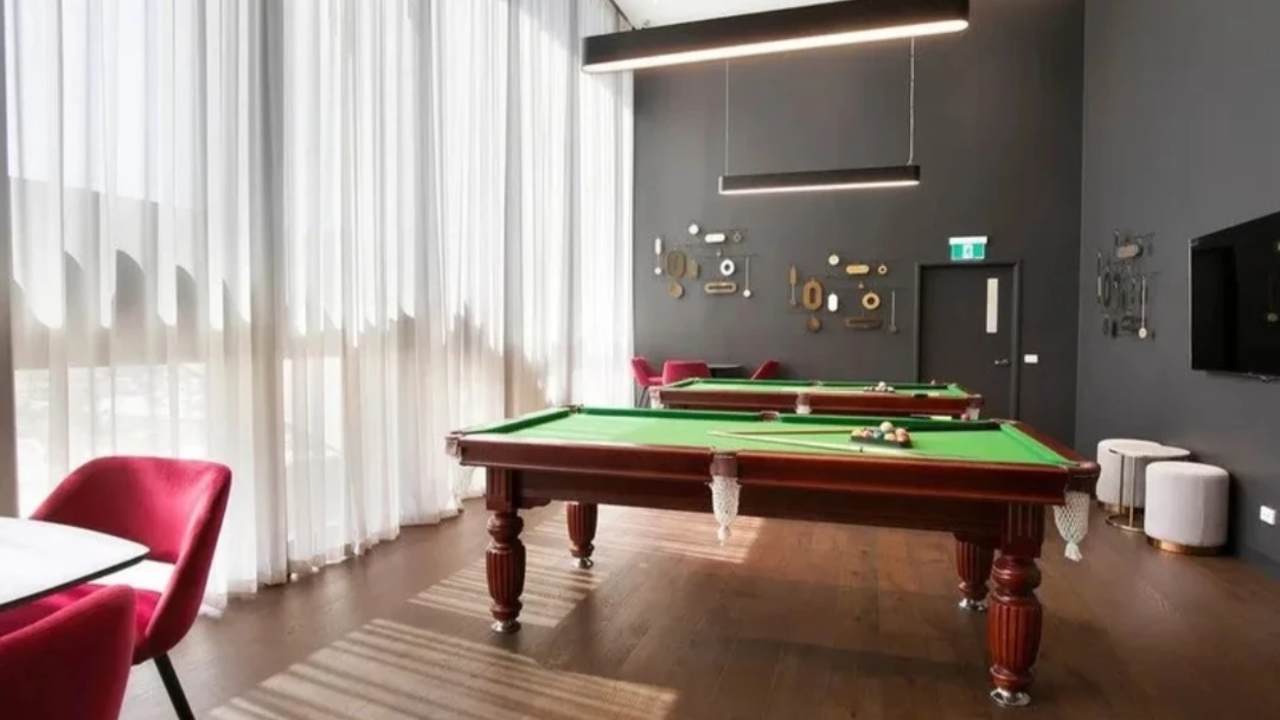 Furnished room with own bathroom