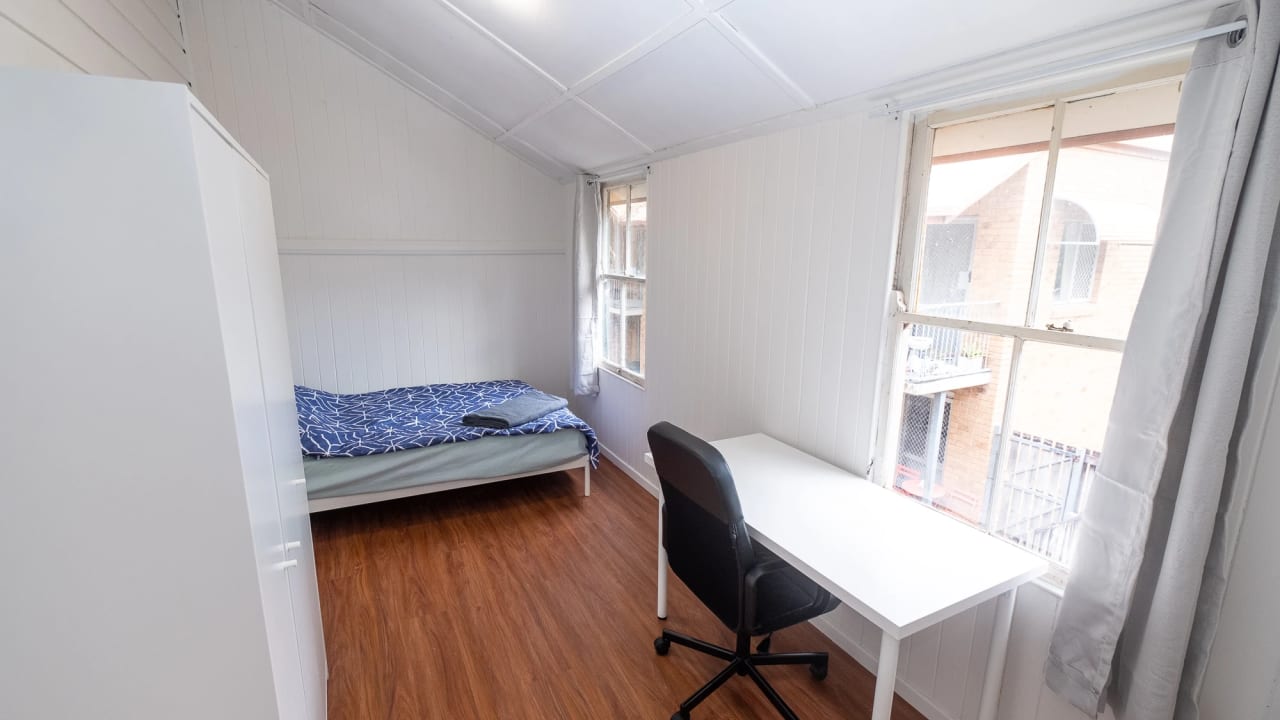 Furnished room in a share house