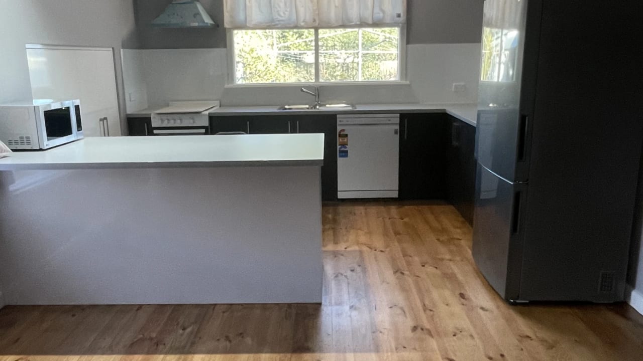 Room in a share house