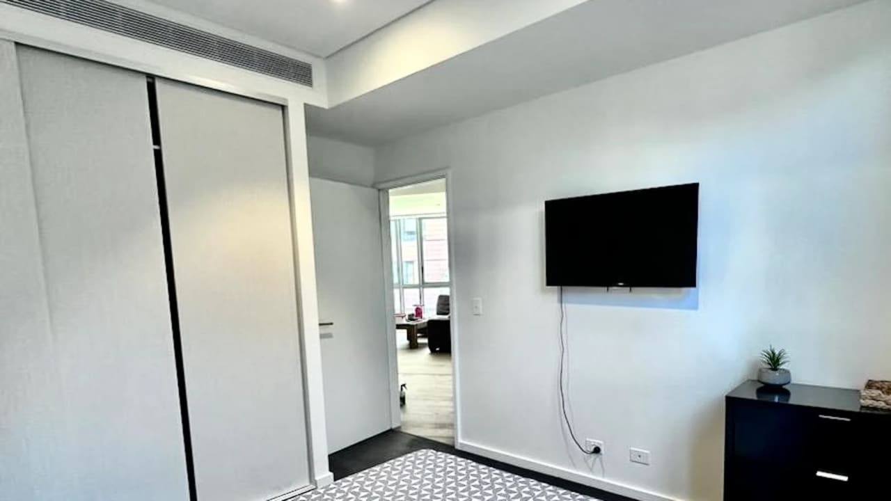 Furnished room in a flatshare