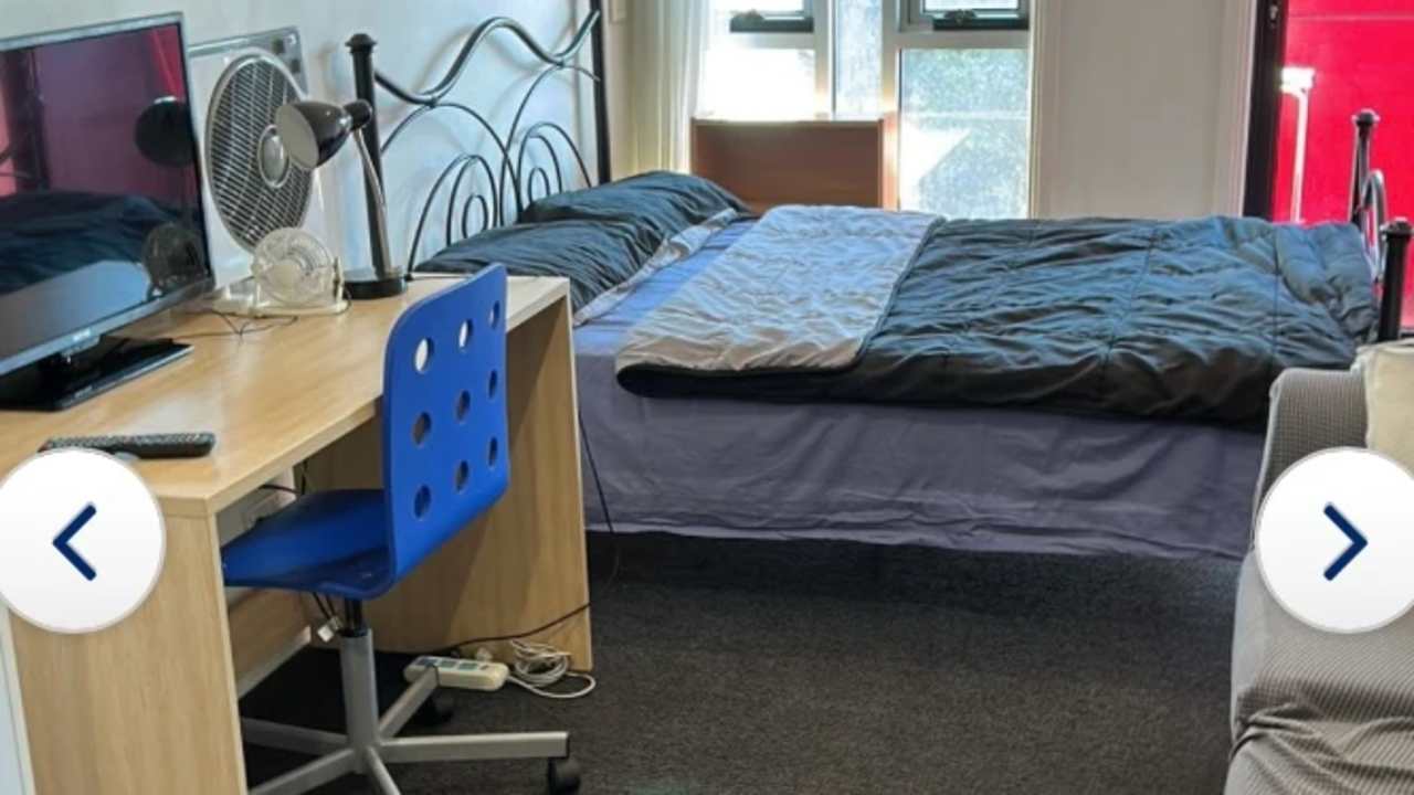 Furnished room studio flat for rent