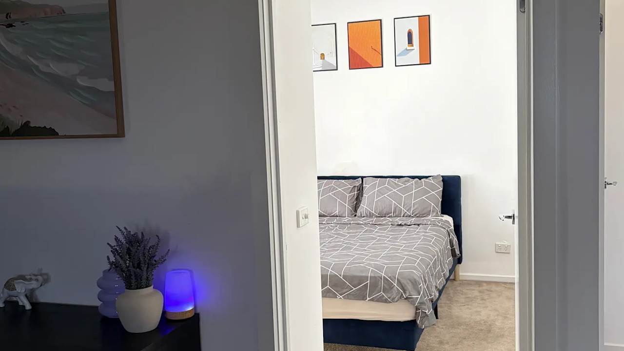 Furnished room with own bathroom