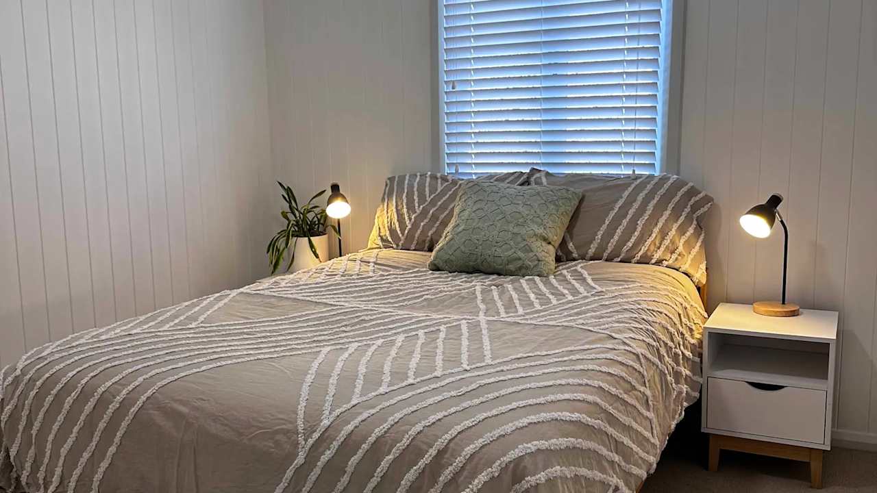 Room in a share house