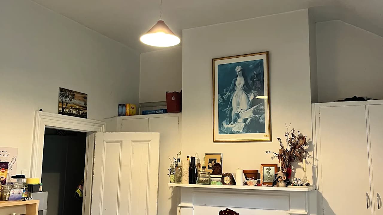 Unfurnished room in a share house
