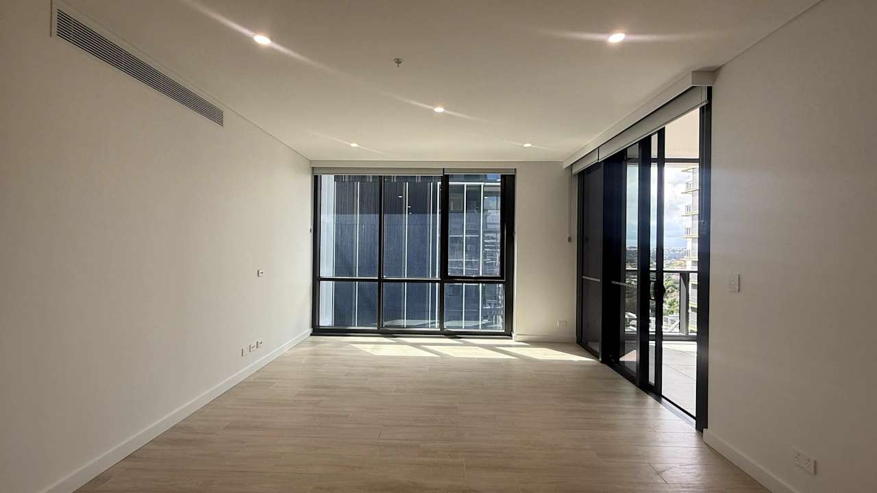 Whole property with 2 rooms for rent