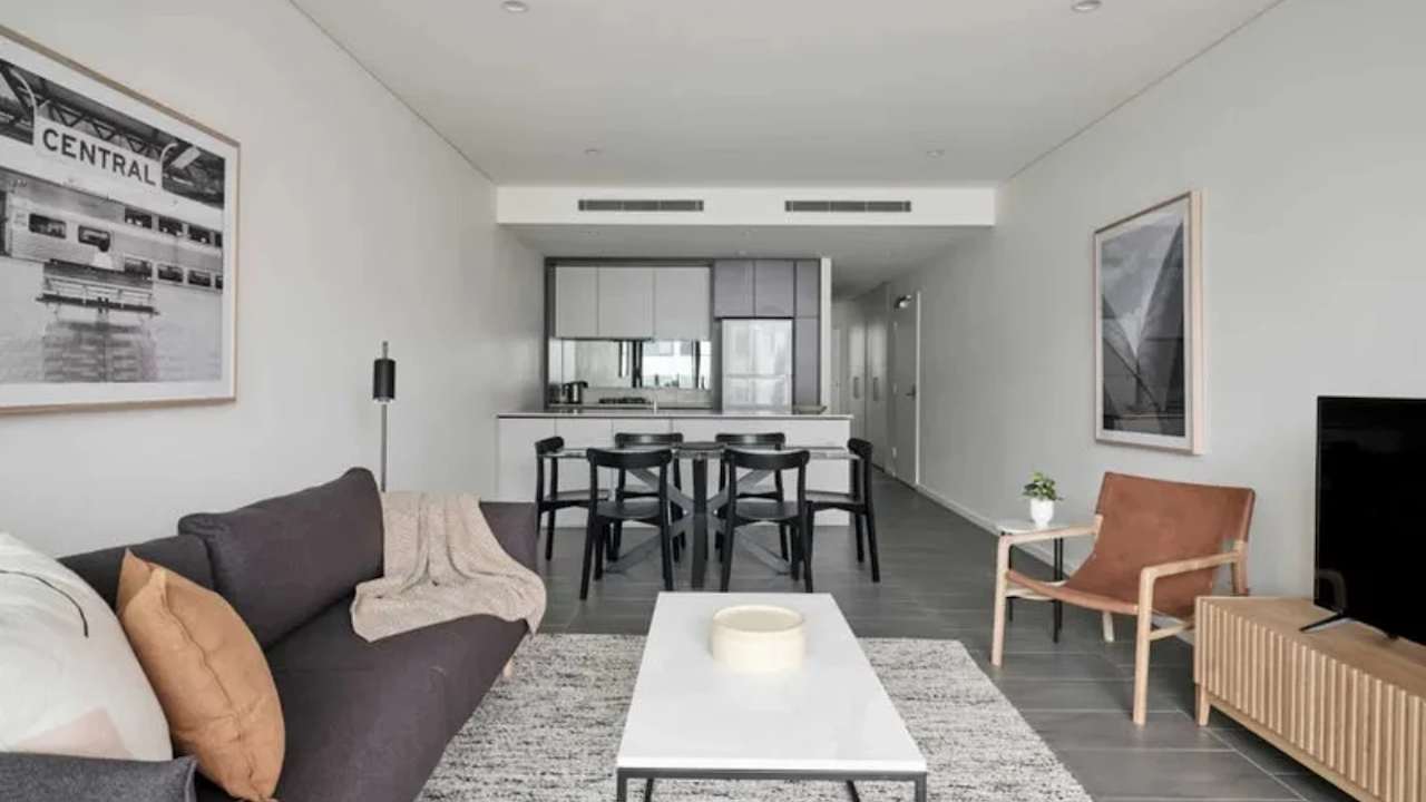 Furnished room with own bathroom