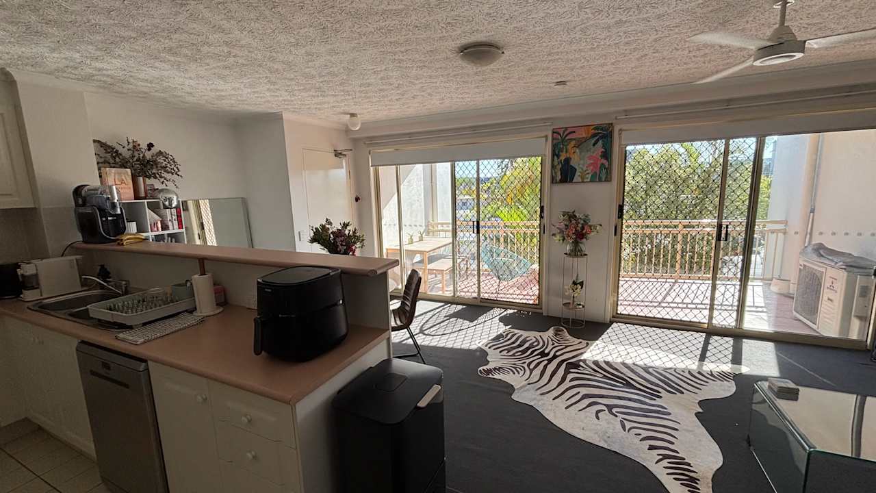 Unfurnished room with own bathroom