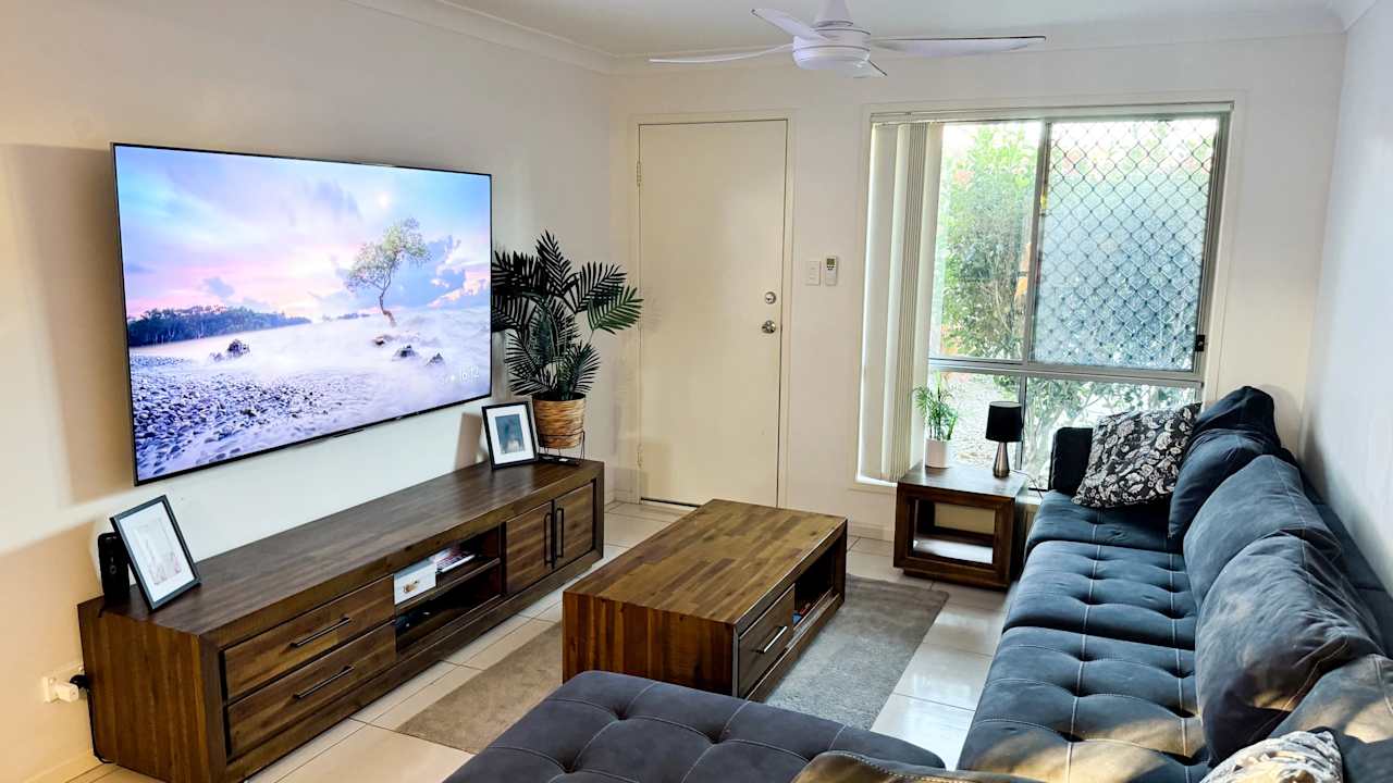 Room in a share house