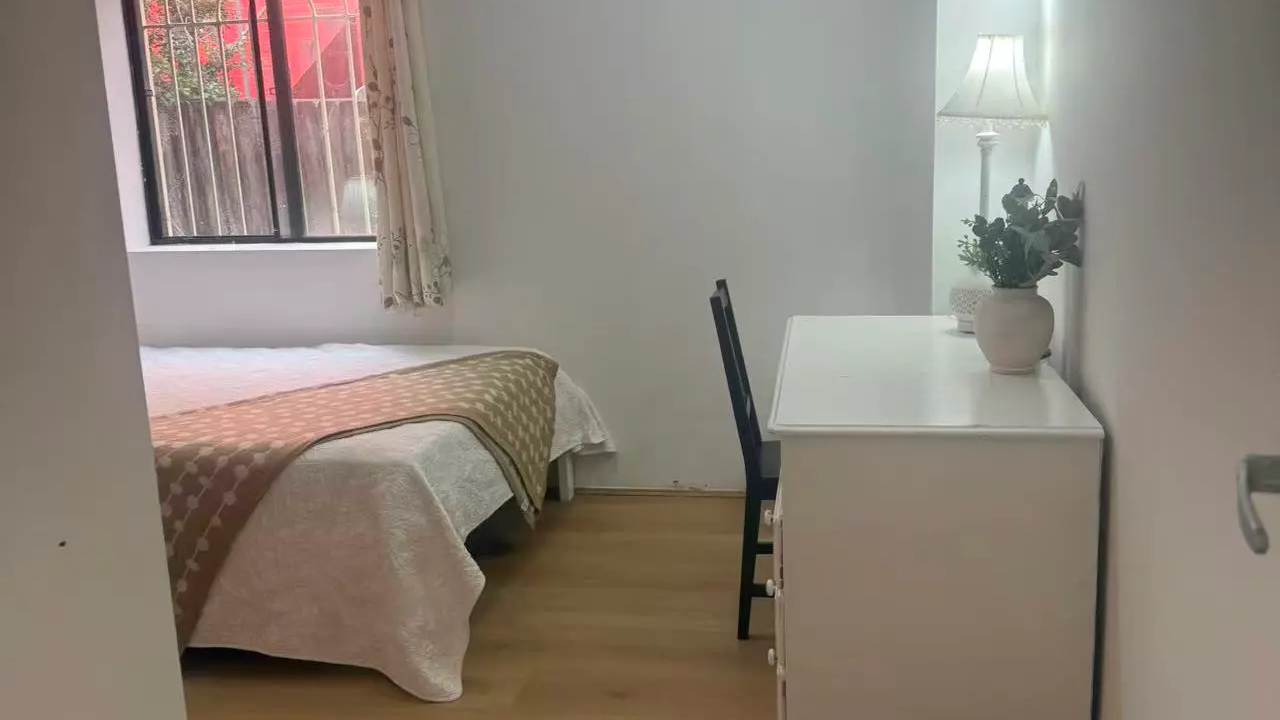 Furnished room with ensuite in a share house