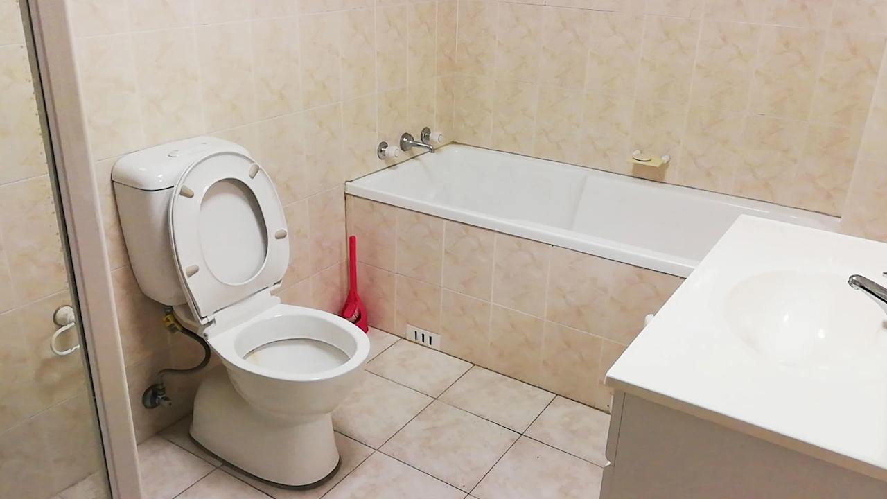 Furnished room with ensuite in a flatshare