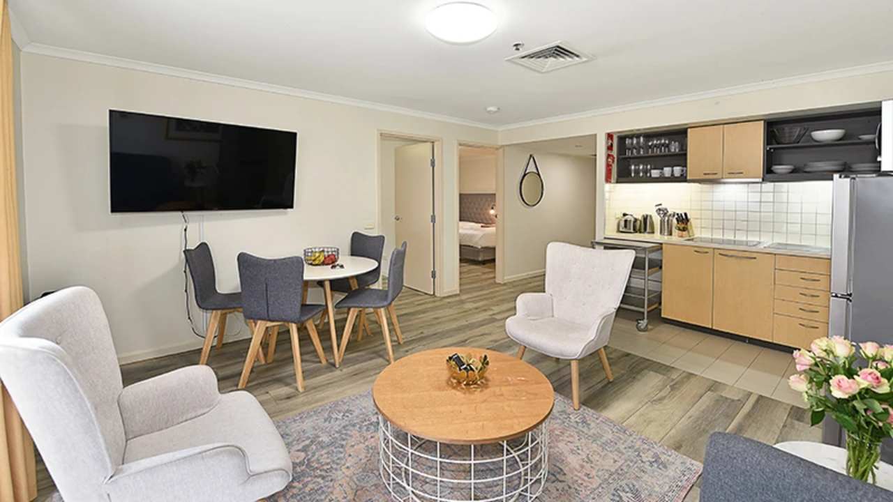 Whole property with 2 rooms for rent