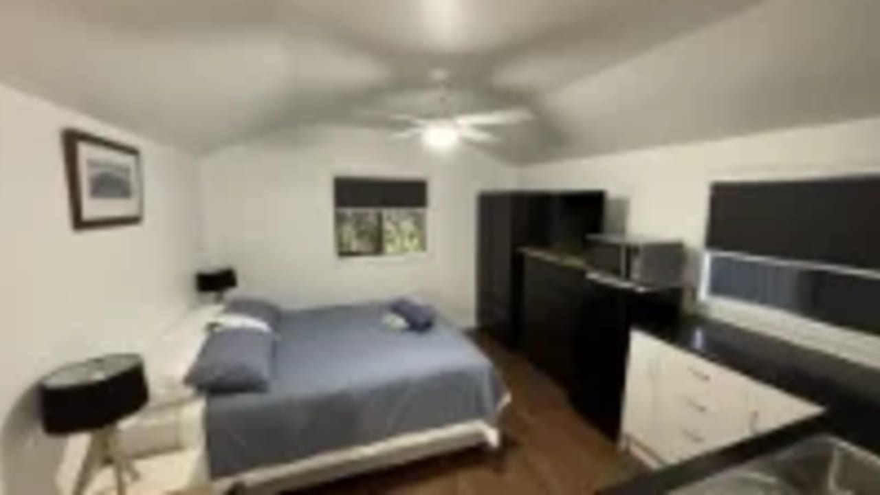 Furnished room studio flat for rent
