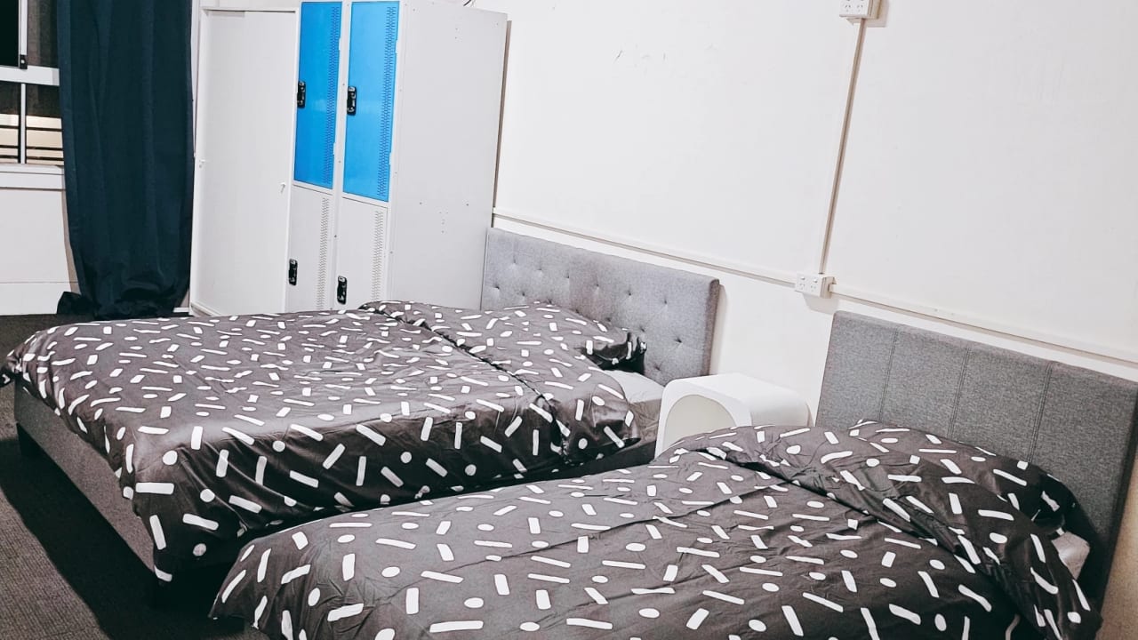 Furnished room in a flatshare