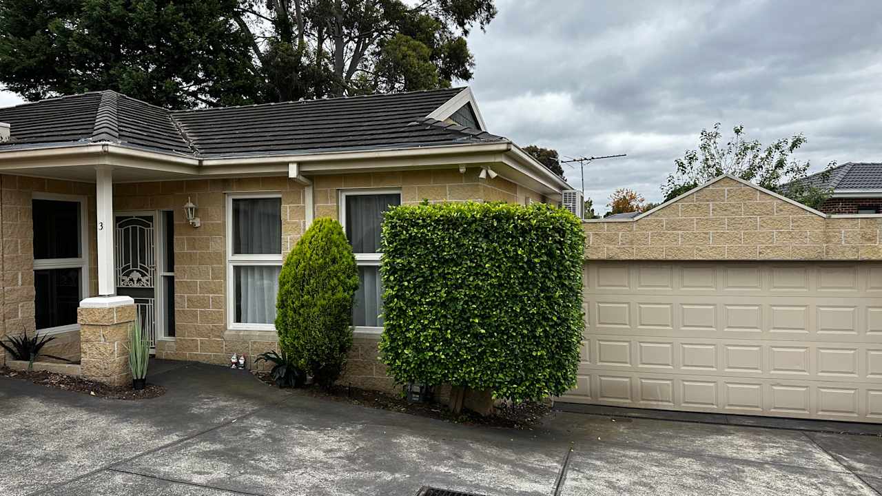 Whole property with 3 rooms for rent