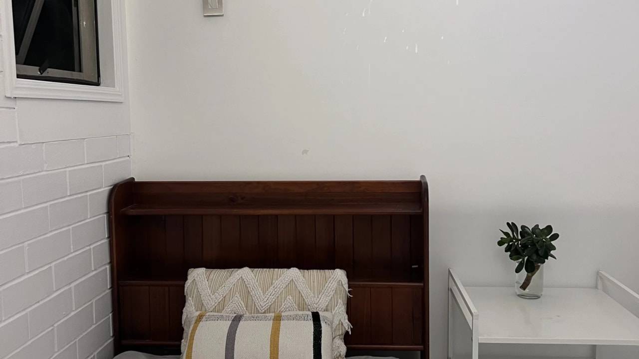 Whole property with 2 rooms for rent