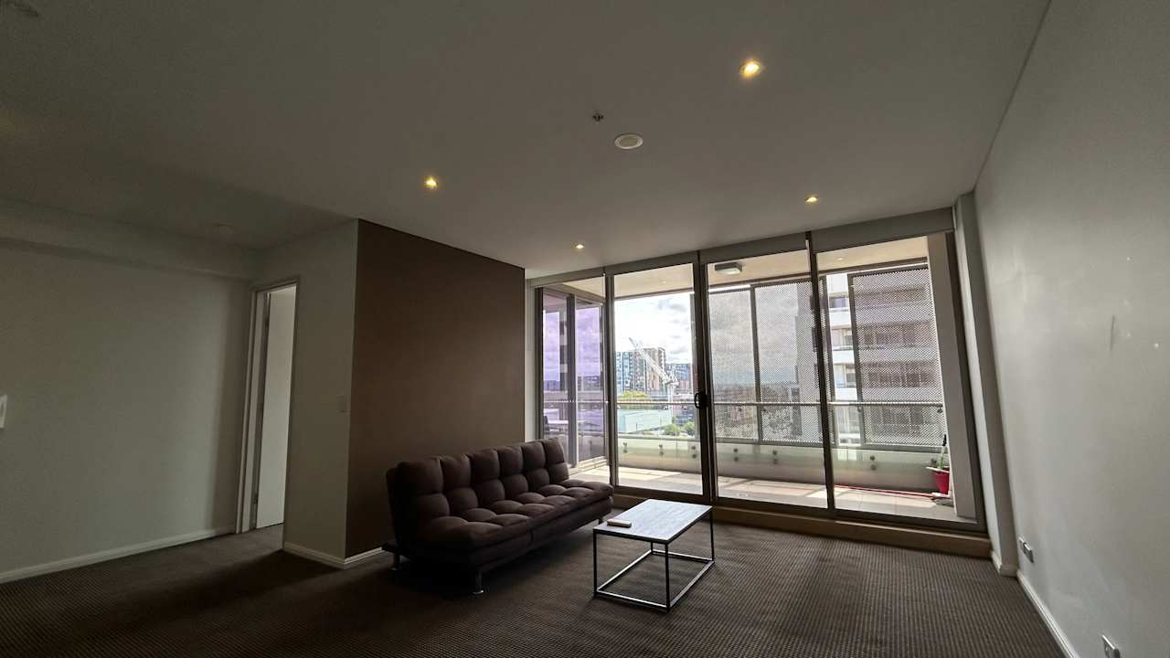 Whole property with 2 rooms for rent
