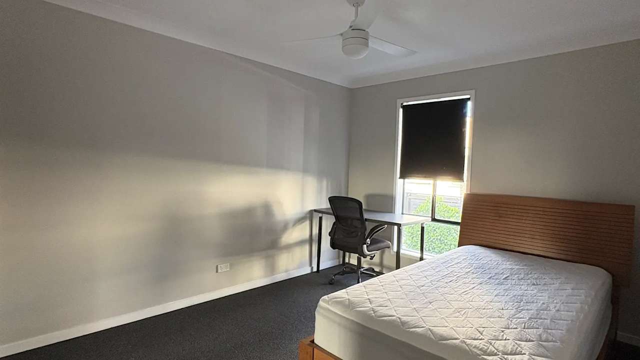 Furnished room with own bathroom