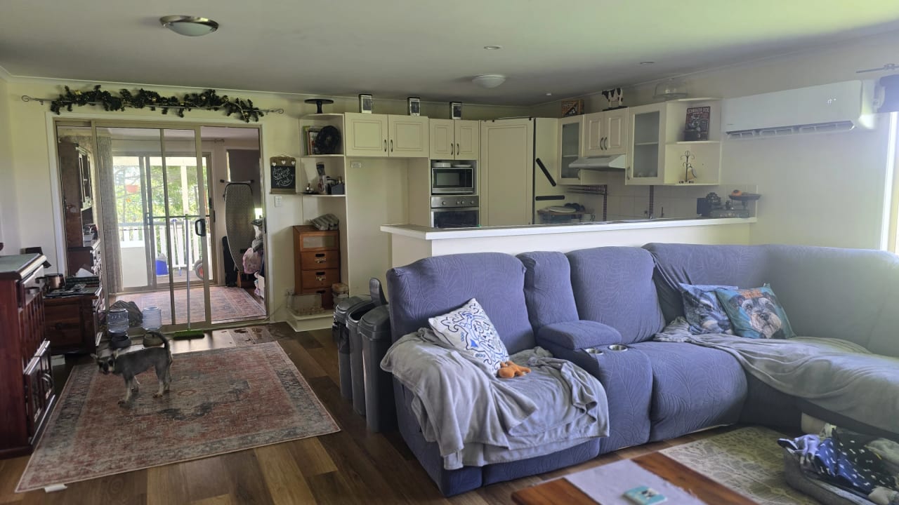 Room in a share house