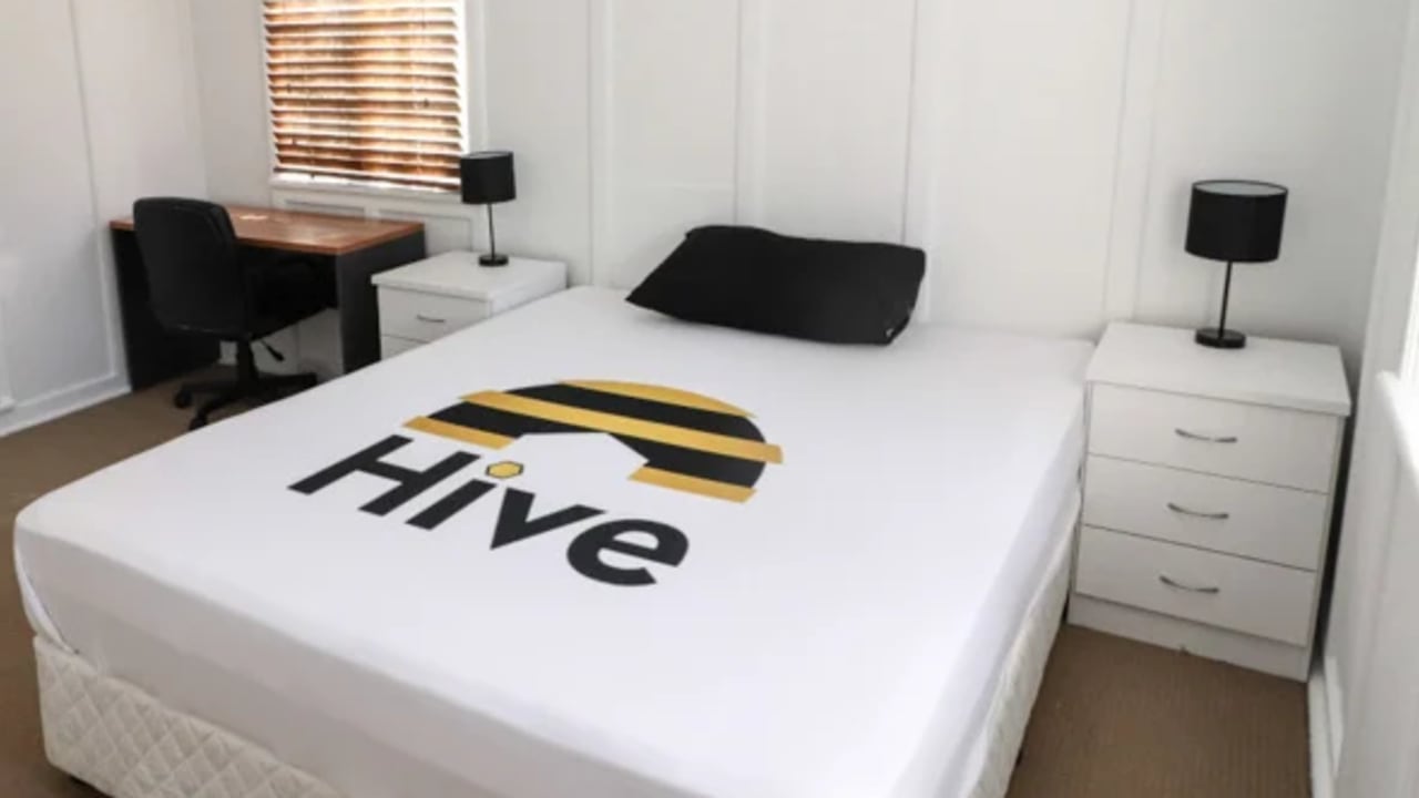 Furnished room in a share house