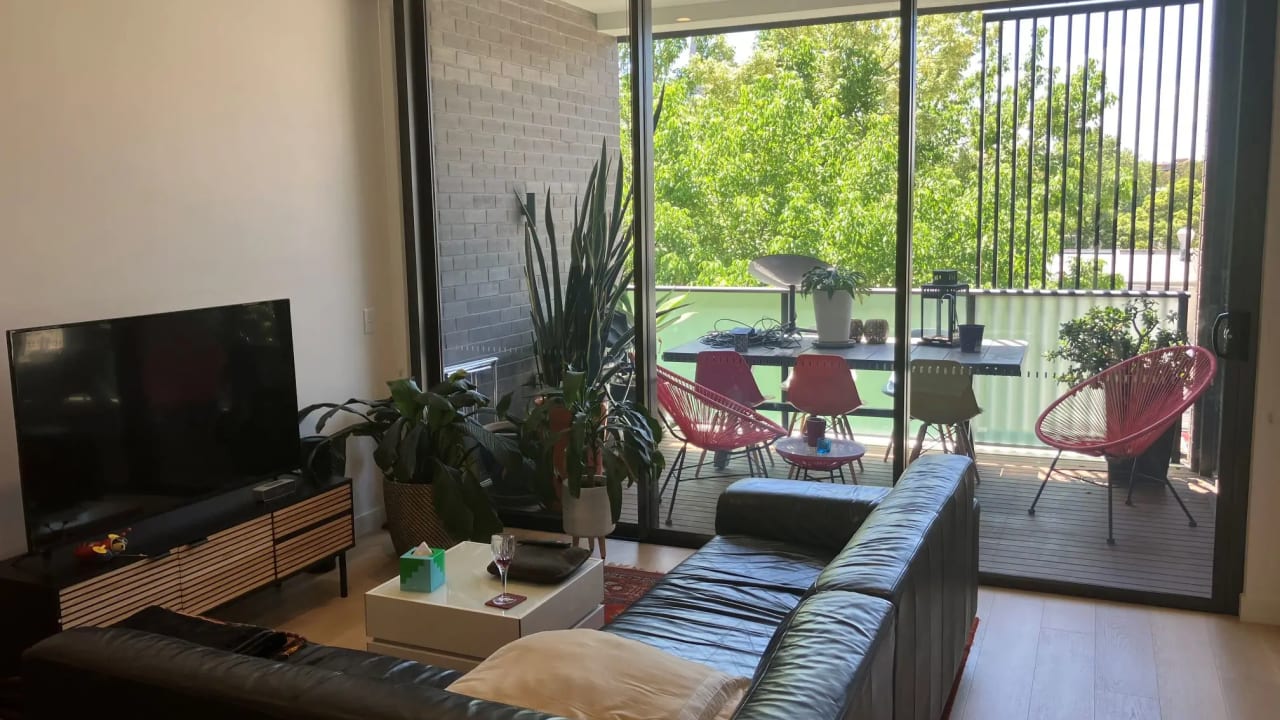 Furnished room with own bathroom