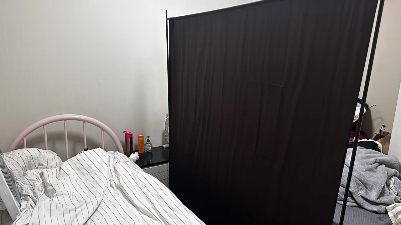 Furnished room in a flatshare