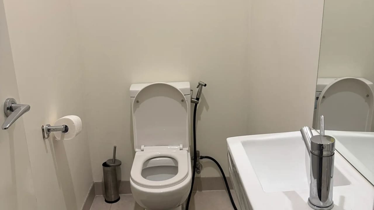 Unfurnished room in a share house