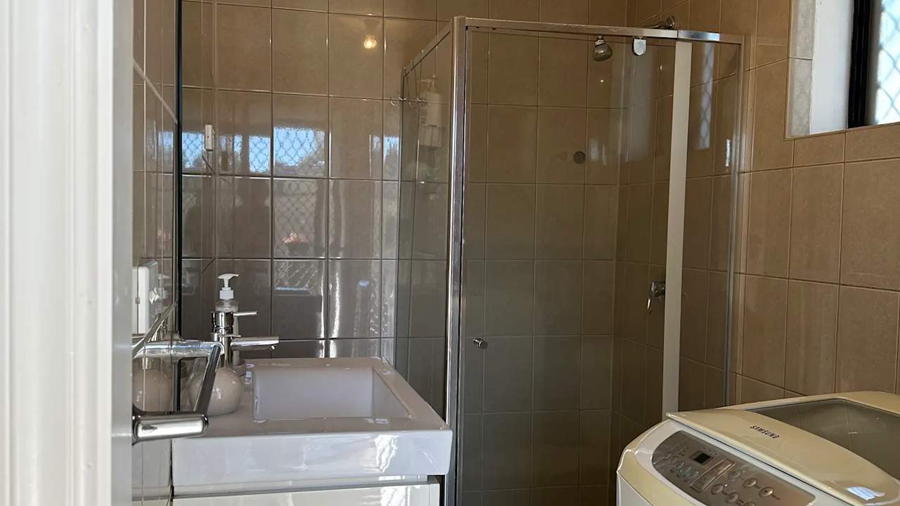 Furnished room granny flat for rent