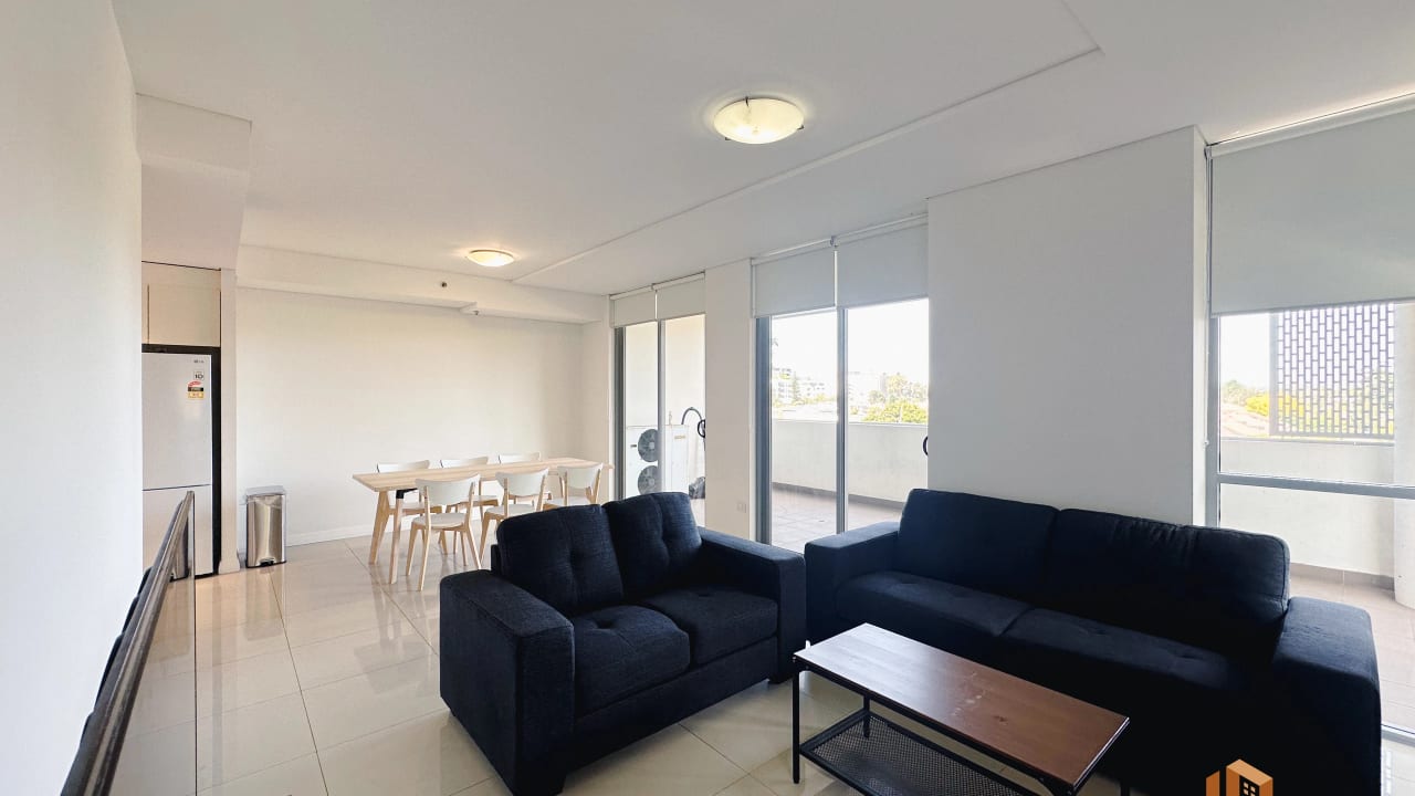 Furnished room in a flatshare