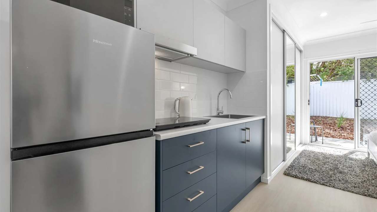 Furnished room studio flat for rent