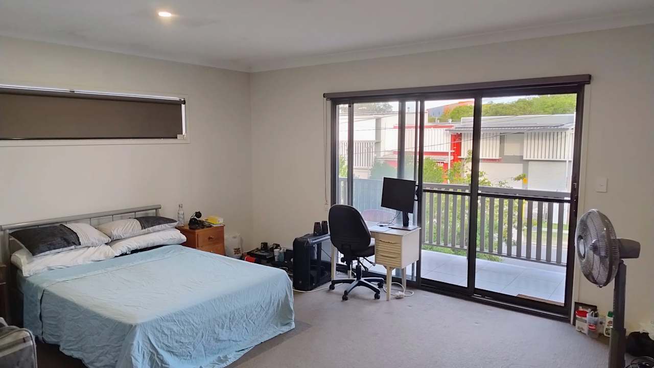 Room with ensuite in a share house