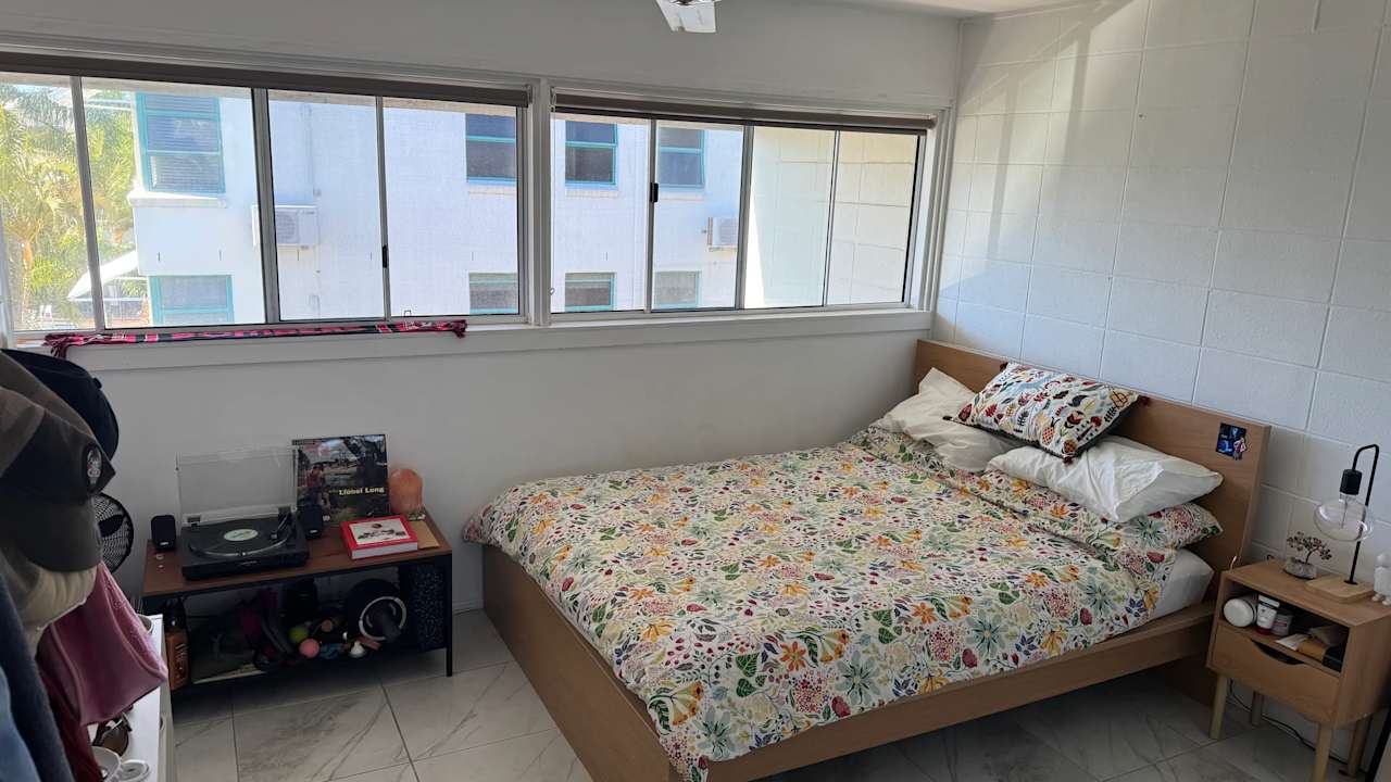 Unfurnished room in a flatshare
