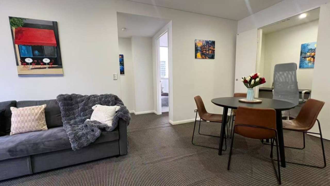 Whole property with 3 rooms for rent