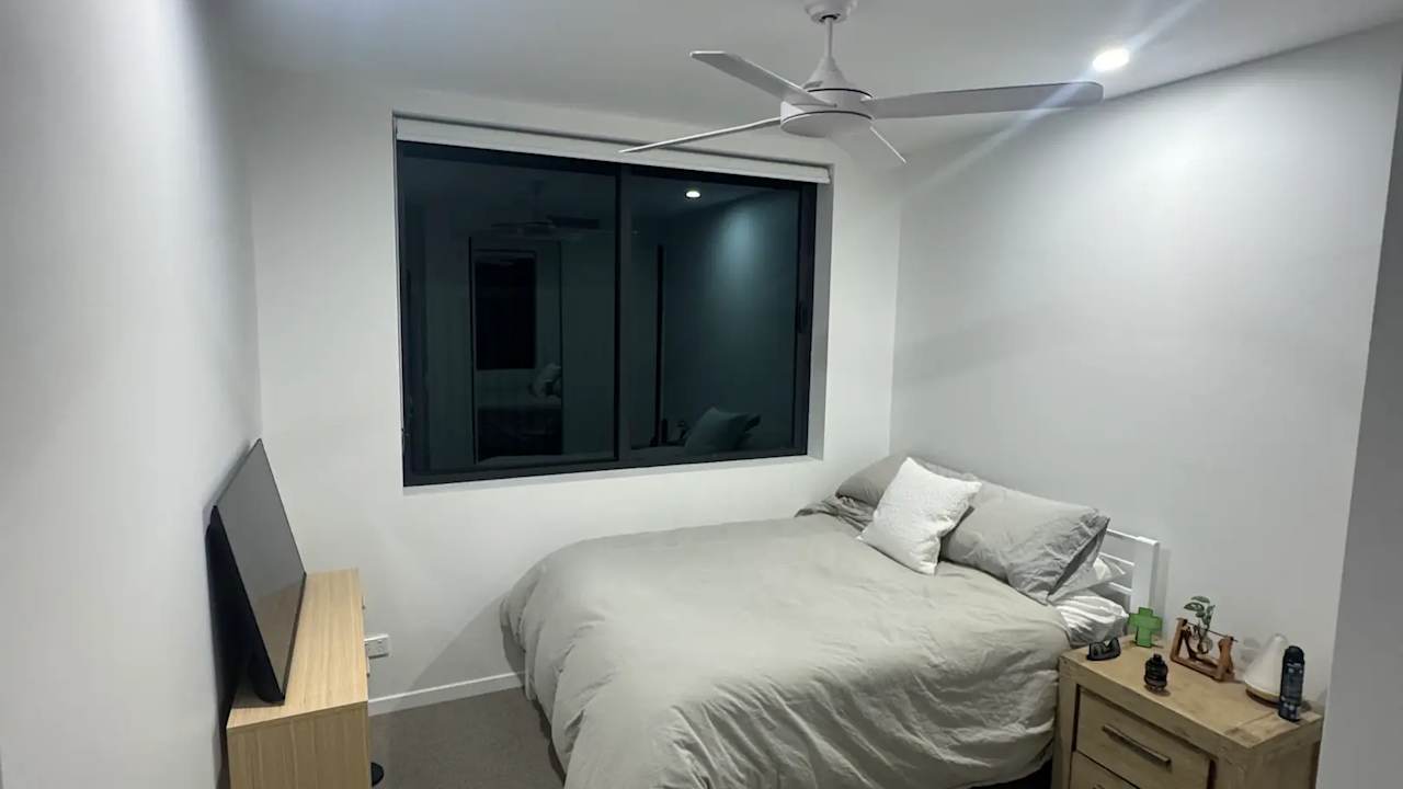 Unfurnished room in a share house