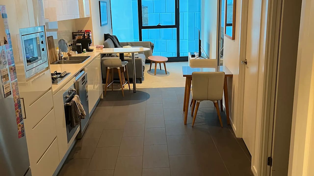 Furnished room in a flatshare